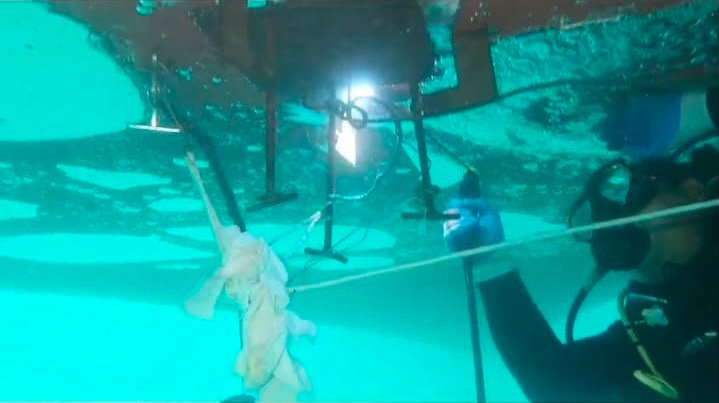 Underwater welding and cutting work